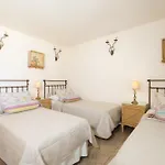 Isabella * Naousa (Paros)