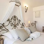 Isabella Apartment Naousa (Paros)