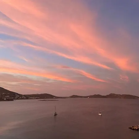 Isabella Naousa (Paros)