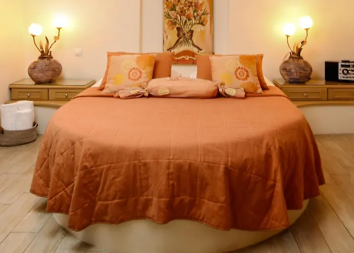 Isabella Apartment Naousa (Paros)